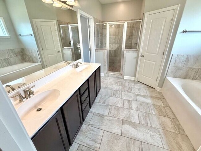 Building Photo - Now Leasing A Brand New 5 Bedroom 3 Bath Home In Olive Branch