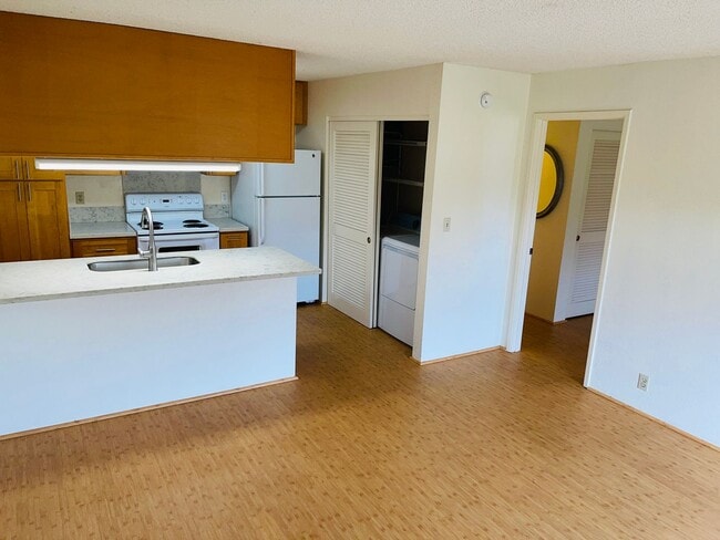 Building Photo - Waipio Gentry 1 Bedroom 1 Full Bath Townho...