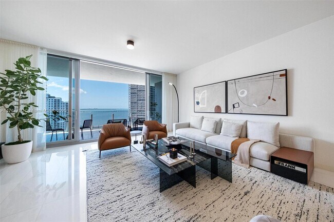Building Photo - 300 Biscayne Blvd Way