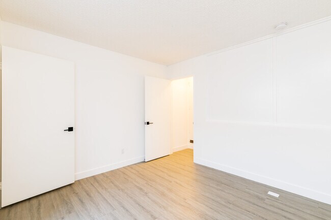Building Photo - 3710 Midvale Ave