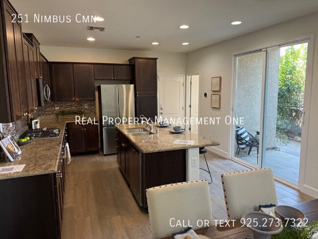 Building Photo - 251 Nimbus Cmn