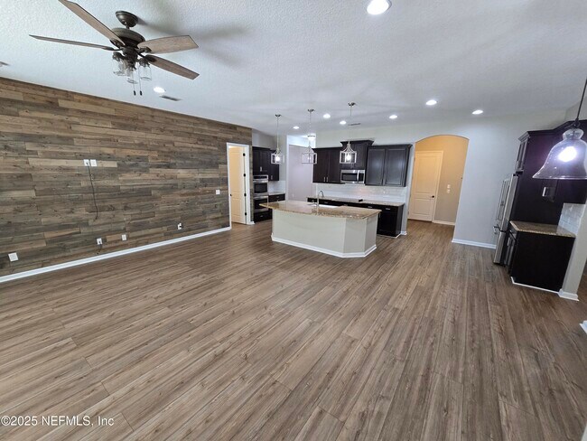 Building Photo - 204 Balvenie Dr