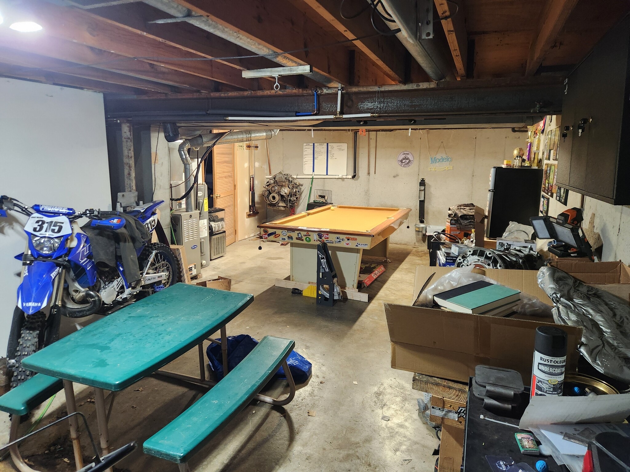 Garage - 802 West St