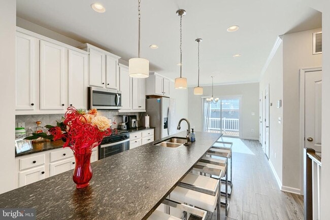 Building Photo - 2718 Lanham Hill Cir