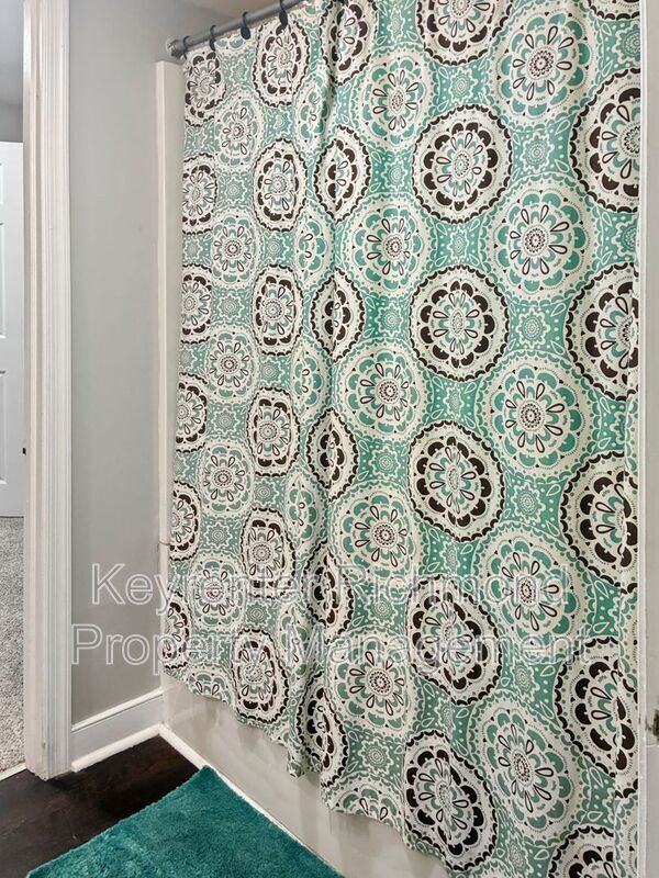 Building Photo - 10015 Seminole Rd