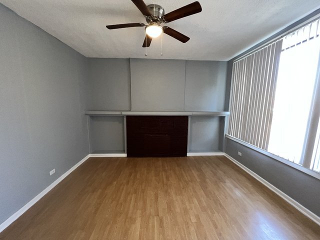 Building Photo - 2701 E 75th Pl