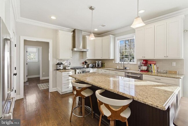 Building Photo - 259 Mt Lucas Rd