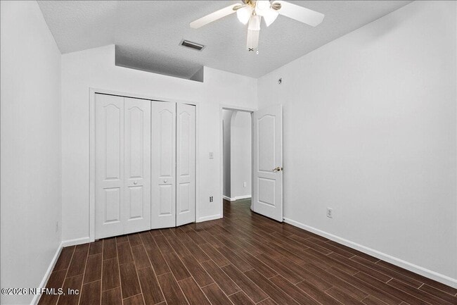 Building Photo - 8871 Canopy Oaks Dr