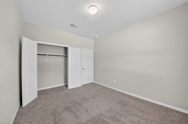 Building Photo - 18222 Humber River Ln