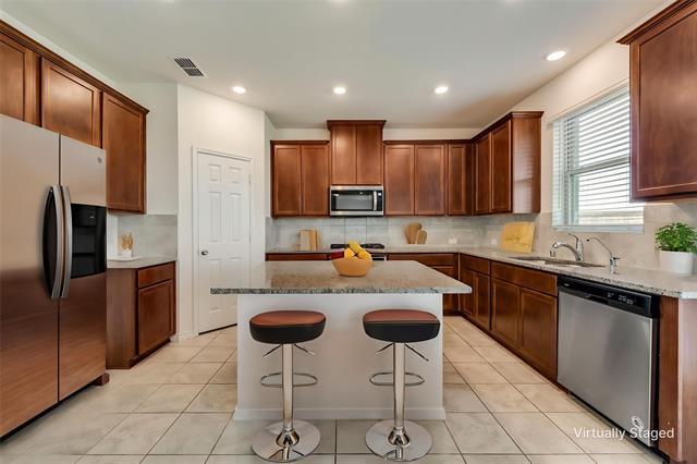 Building Photo - 3512 Highland Bayou Dr