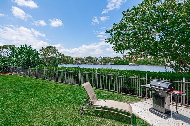 Building Photo - 3605 S Ocean Blvd