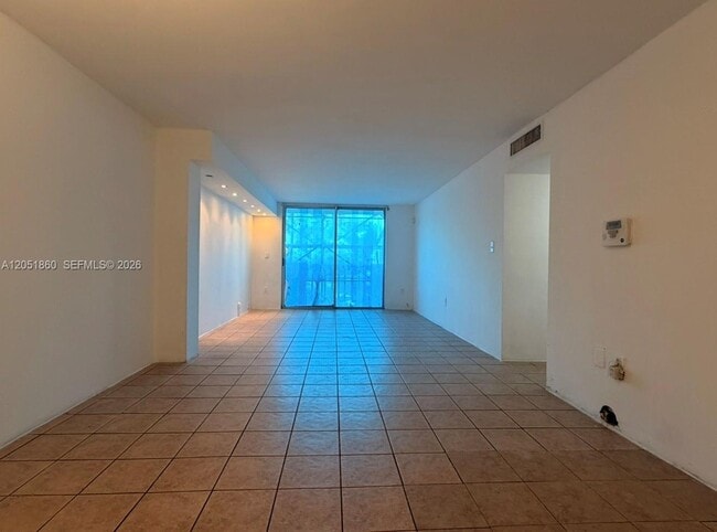 Building Photo - 1800 Sans Souci Blvd