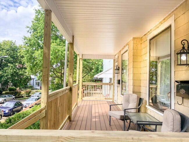 Building Photo - SHOWING NOW - For August 2026!  Inquire to...