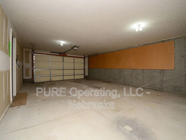 Building Photo - 7918 S 190th Ave