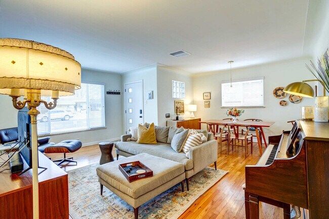 Building Photo - 3233 Ivy St