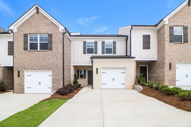 Building Photo - 105 Basswood Ln