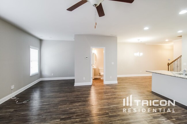 Building Photo - 489 Trickum Hill Dr