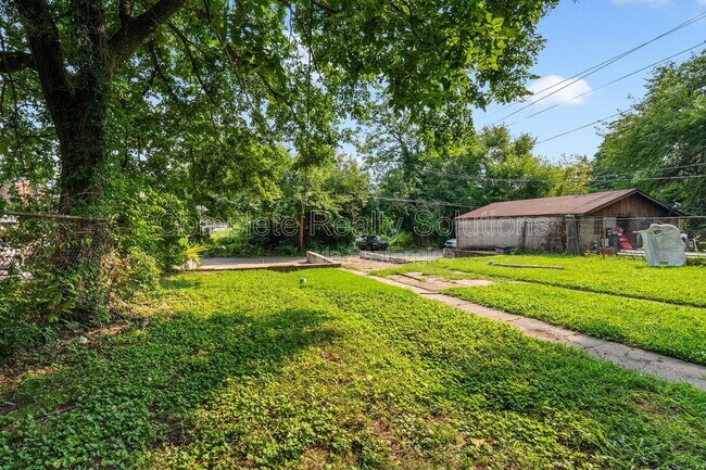 Building Photo - 5130 Kensington Ave