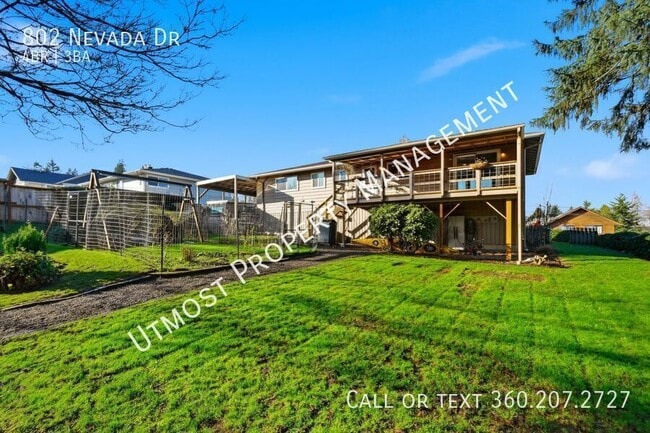 Building Photo - 802 N Nevada Dr