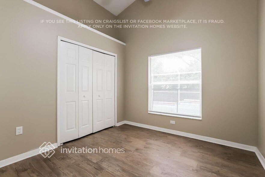Building Photo - 2502 Clareside Dr