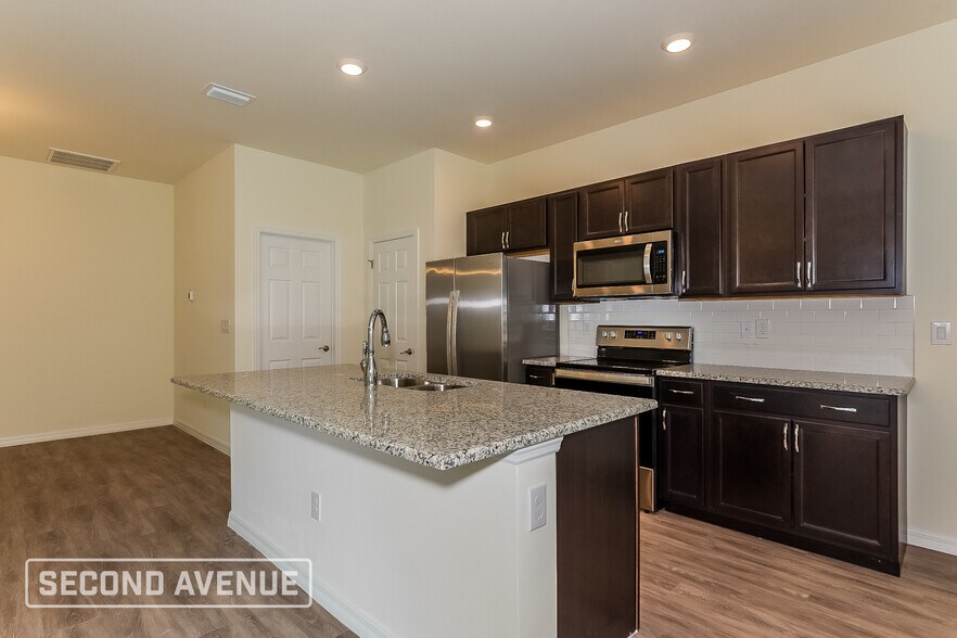 Building Photo - 4546 Crowell Ln