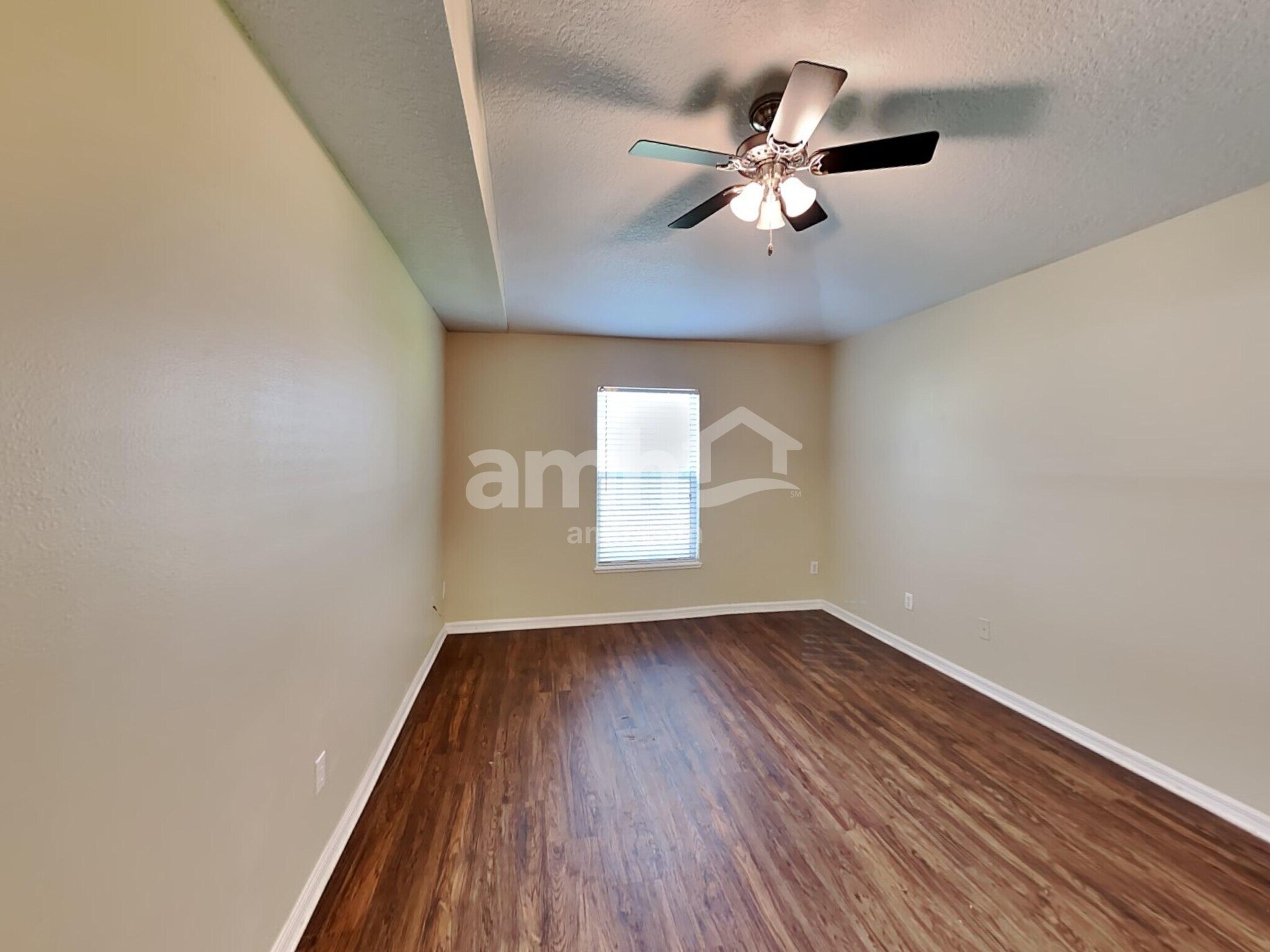 Building Photo - 1030 Lancelot Dr