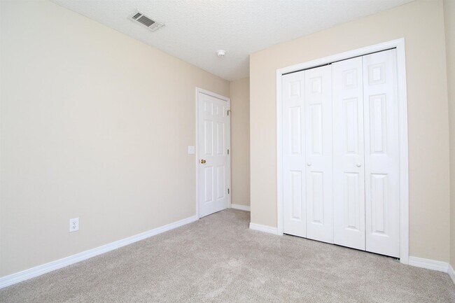 Building Photo - 10605 Wilderness Ln