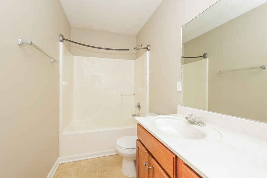 Building Photo - 1102 Nahanee Ct