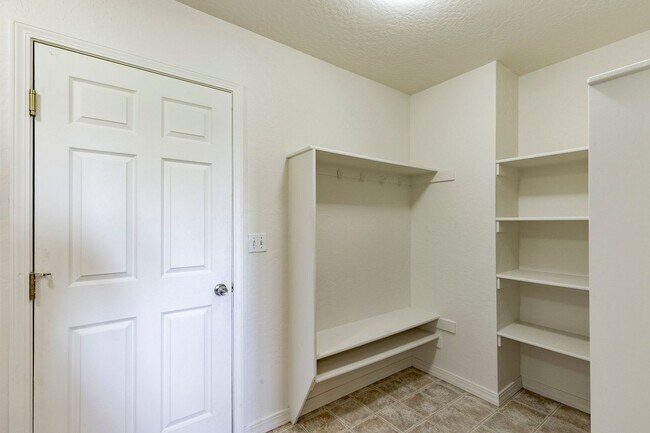 Building Photo - Move in by August 15 and receive $500 off your first month's rent!
