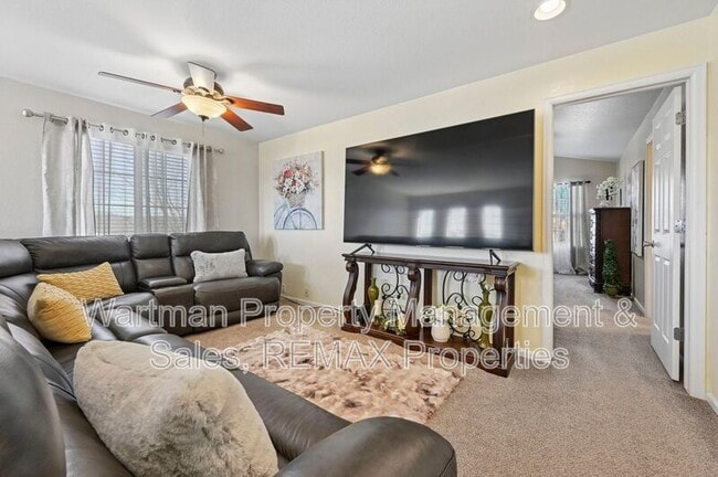 Building Photo - 2240 Whale Point