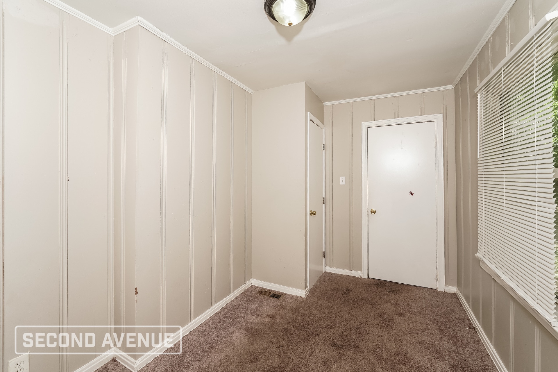 Building Photo - 844 Vanderbilt St