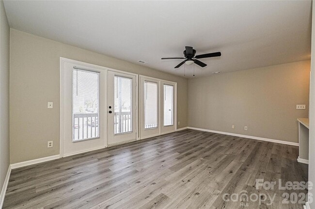 Building Photo - 6156 Meadow Rose Ln