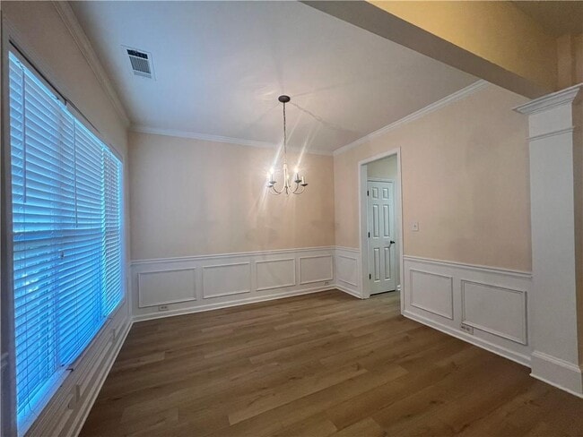 Building Photo - 2233 Worrall Hill Dr
