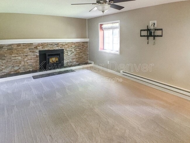 Building Photo - 7012 S Eudora St