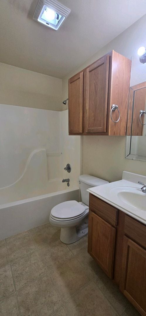 Building Photo - Cozy 2 Bedroom 2 Bath Duplex in Longview!