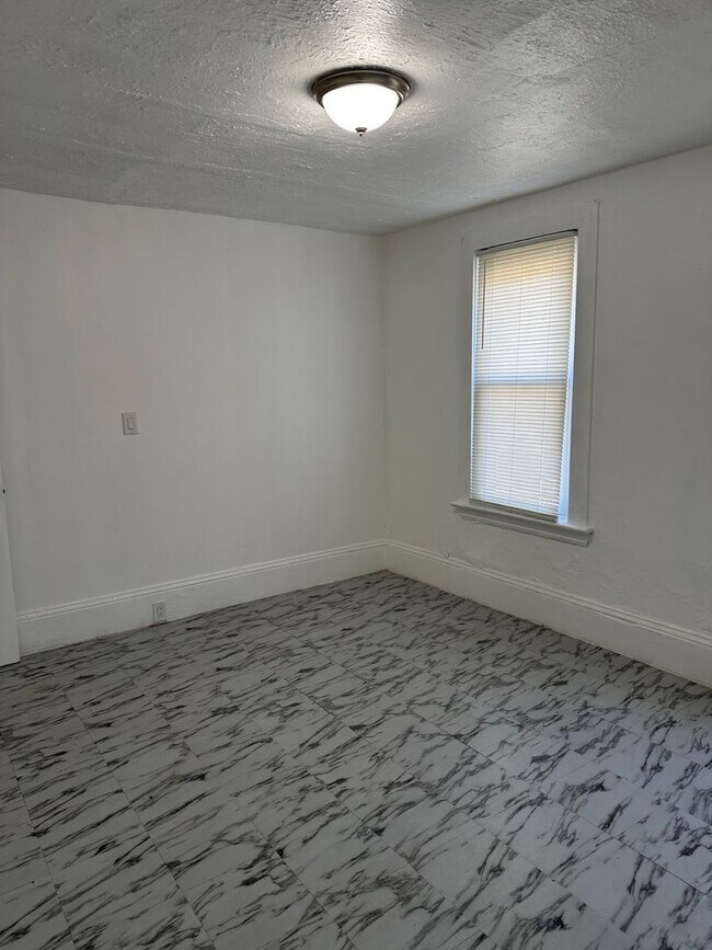 Building Photo - 5700 Luther Ave