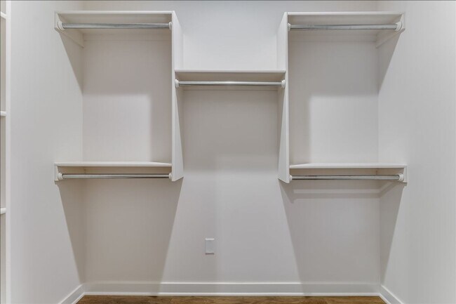Building Photo - Beautiful Four Bedroom, Two Bathroom