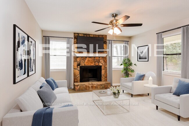 Building Photo - 1710 Kimberly Dr SW
