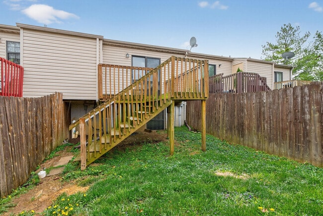 Building Photo - 2563 Crusaders Way