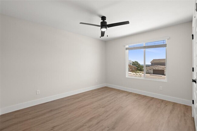 Building Photo - 5512 Mobeetie Lp