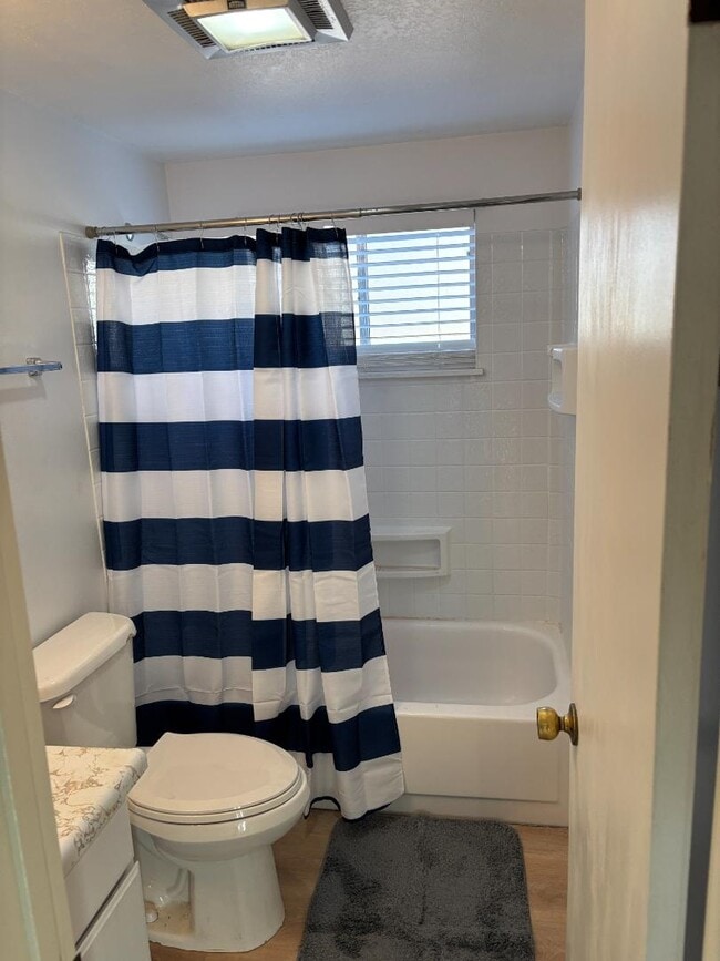 Building Photo - 401 Paper Collar Row