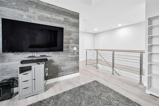 Building Photo - 8645 NW 39th Ct