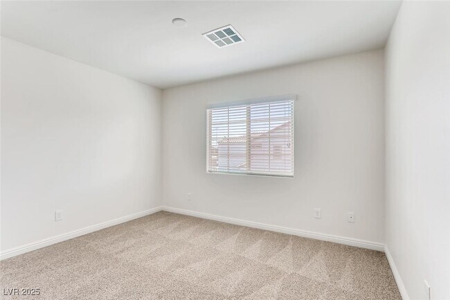 Building Photo - 6828 Majestic Palm Dr