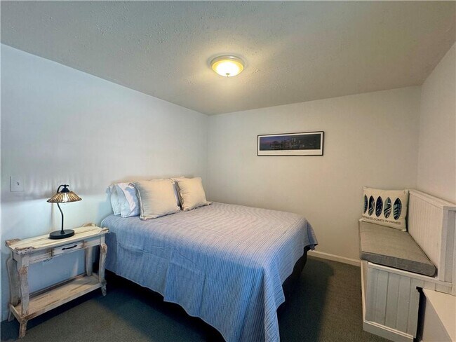 Building Photo - 7 White Cap Rd