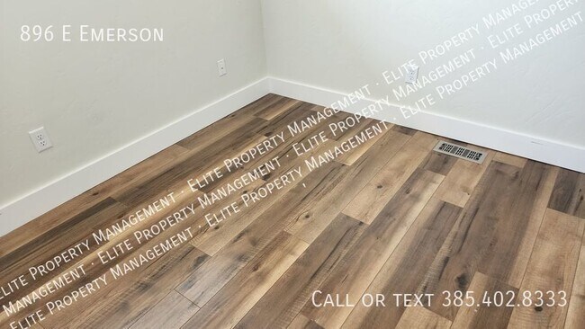 Building Photo - 896 E Emerson-