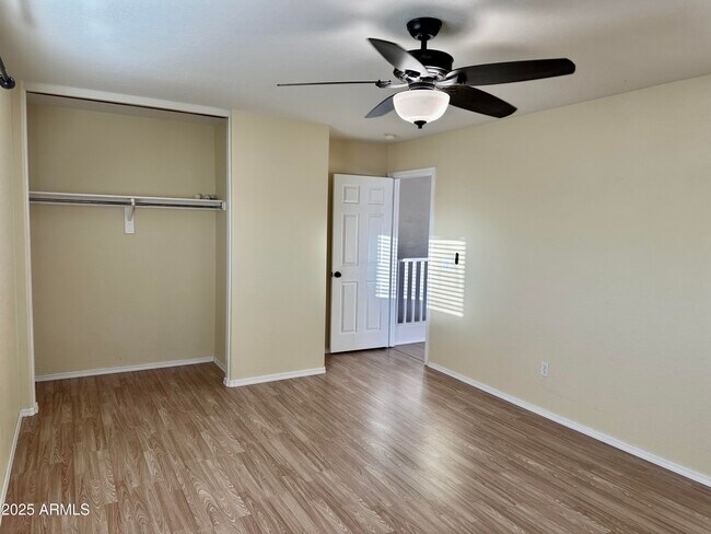 Building Photo - 3435 E Longhorn Dr
