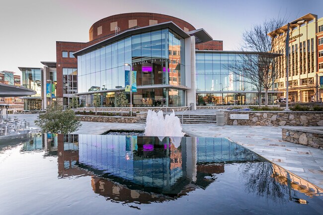 Building Photo - Poinsett Corners / Unit 110