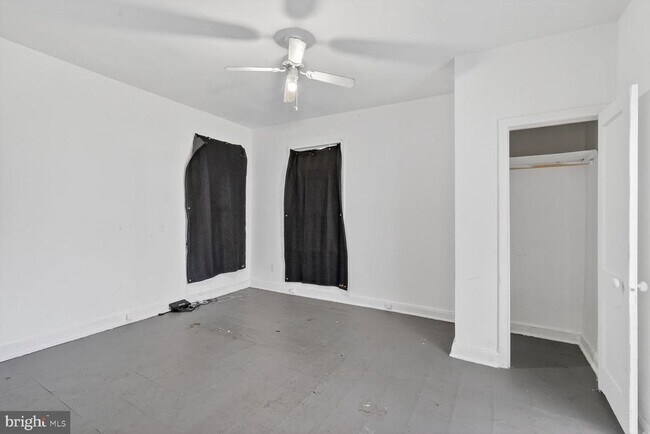 Building Photo - 1701 6th St NW