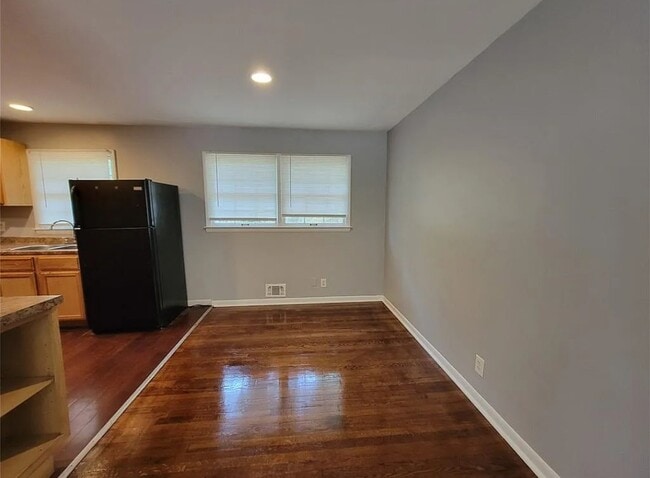 Building Photo - 3796 Leesburg Ct SW