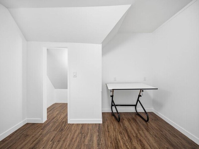 Building Photo - Stunning Updated Home in North Spokane | Bright Interiors, Modern Kitchen & Private Patio